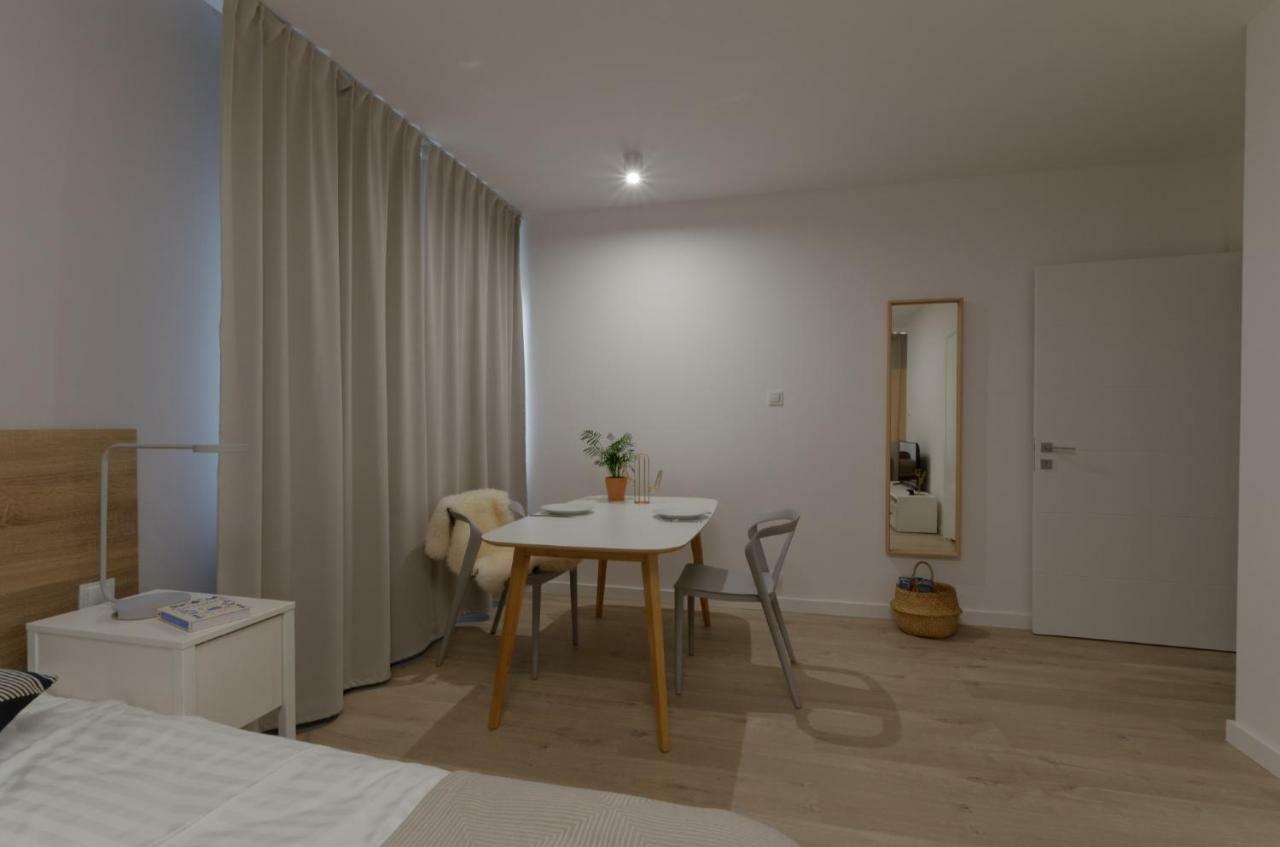 Apple Green Apartments بوزنان المظهر الخارجي الصورة